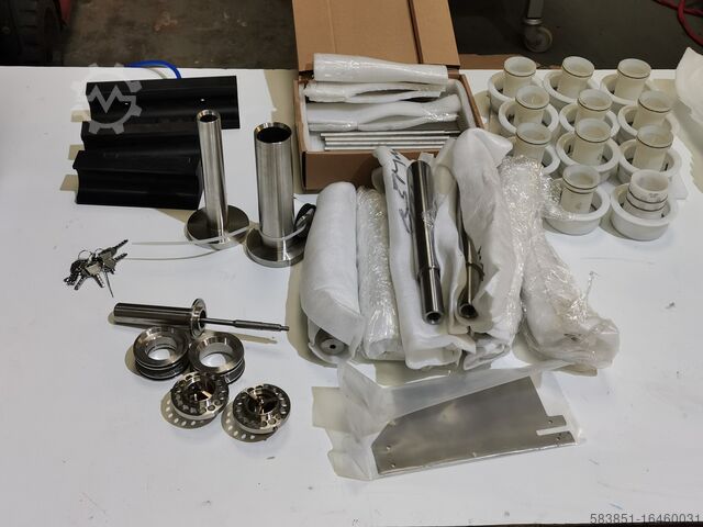 Mașină de umplere a tuburilor & etichetă pentru tuburi Rigao Machinery Corp. Tube Labeller/Filler and Sealer