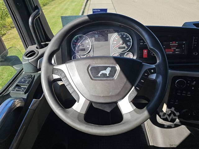 Standard-SZM MAN 18.470 TGX