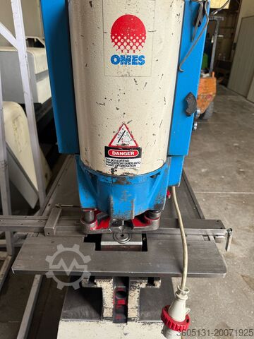 Mașină de perforat KINGSLAND 55P625 PUNZONATRICE KINGSLAND 55P625