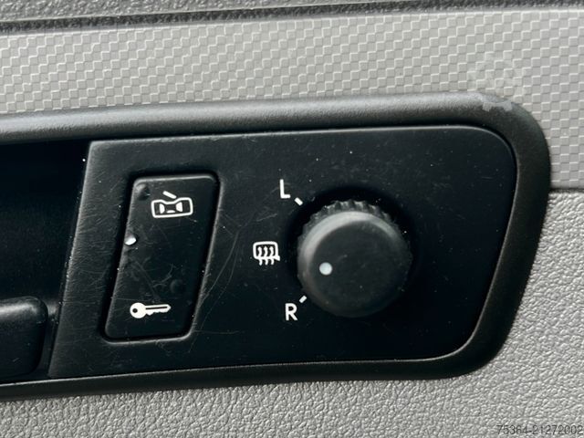 Panel van VOLKSWAGEN Caddy 1.9 TDi 77 KW L1H1 Ahk Schiebetür Euro 4