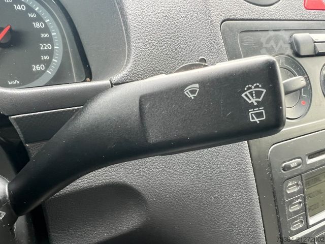 Panel van VOLKSWAGEN Caddy 1.9 TDi 77 KW L1H1 Ahk Schiebetür Euro 4