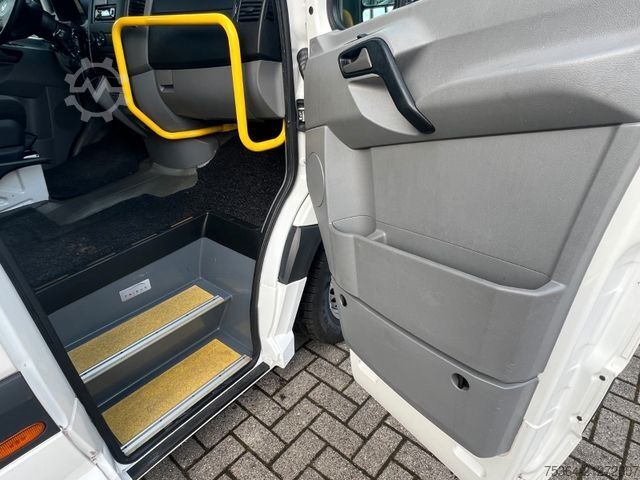 Minibus VOLKSWAGEN Crafter 2.0 Tdi 80kw L2H2 9 Sitze + Lift + Klima