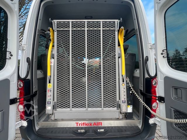 Minibus VOLKSWAGEN Crafter 2.0 Tdi 80kw L2H2 9 Sitze + Lift + Klima