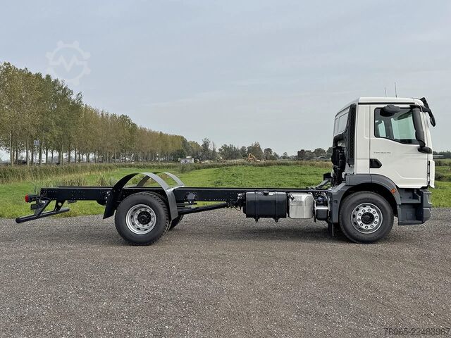  MAN TGM 18.250 BB CH Chassis Cabin (9 units)