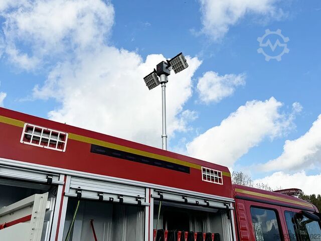 Camión de bomberos MAN TGM 18.320 BB CH Fire Fighter Truck (11 units)