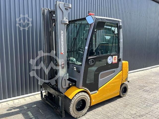  Jungheinrich EFGS30