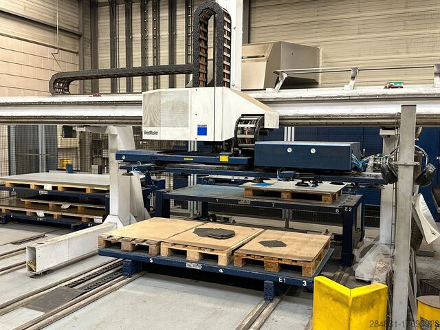 Lasersnijmachine TRUMPF TruMatic 7000-1300