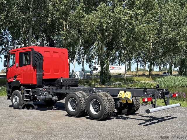 Podwozie z kabiną Renault K P6X6 Medium Chassis Cabin (4 units)