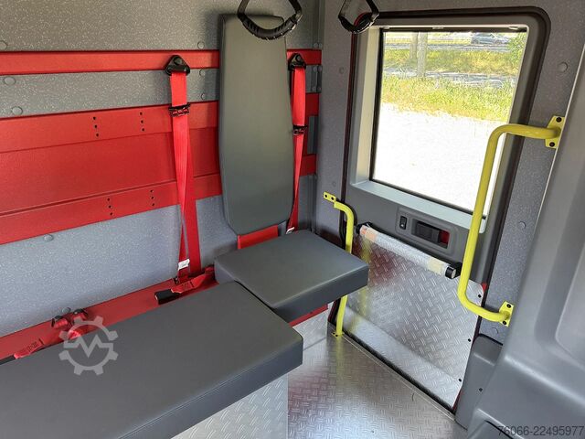 Podwozie z kabiną Renault K P6X6 Medium Chassis Cabin (4 units)