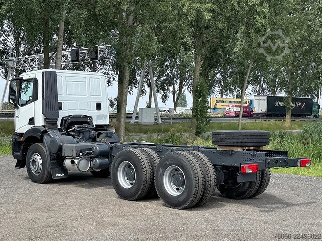 Πλαίσιο με καμπίνα Iveco T-Way AD380T43H-3800 AT Chassis Cabin (3 units)