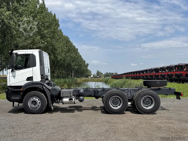 Standard-SZM Iveco T-Way AD720T47TH AT Tractor Head (3 units)