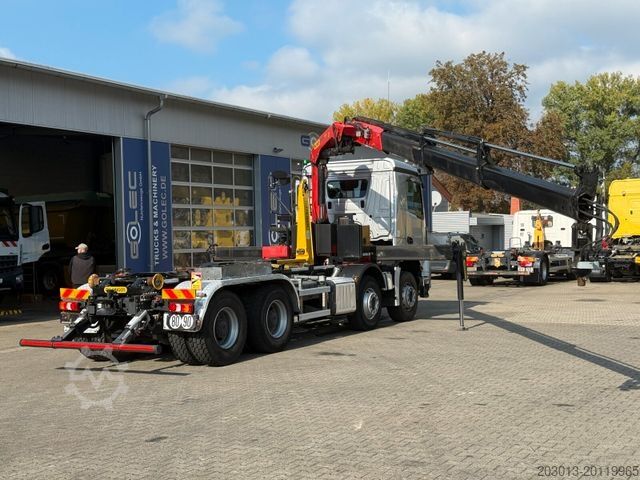 Autocamion cu cârlig pentru containere MERCEDES-BENZ Arocs 3246 8x4 Abrollkipper Kran Palfinger 19001