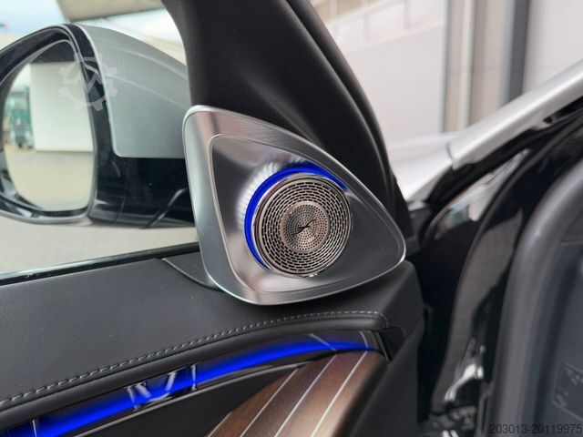 Bestelwagen MAYBACH Mercedes Benz S680 Maybach V12 High-End -Paket