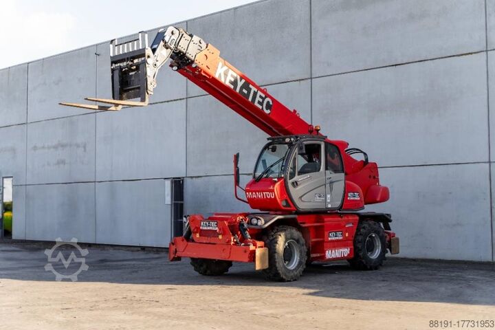 Chargeur télescopique Manitou MRT 2550