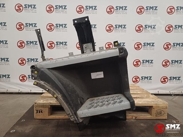 Cabine Volvo Occ opstapbak rechts Volvo