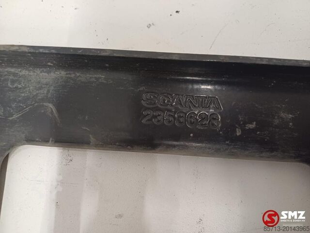 Spatbord Scania Occ spatbordsteun rechtsachteraan Scania