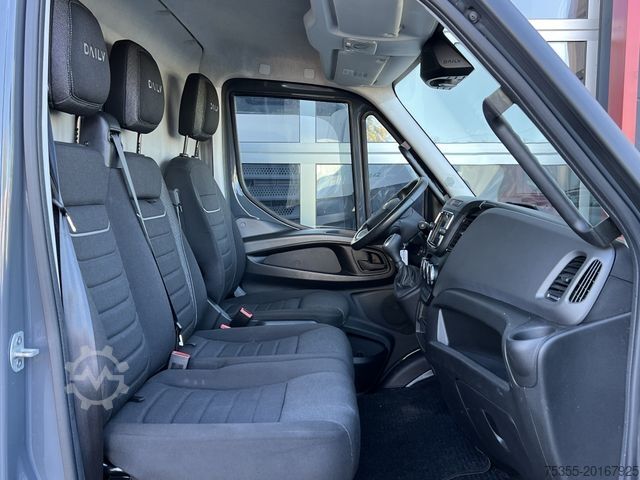 High top van IVECO Daily 35S16 HiMatic Klimaaut. NAVI ACC-Tempomat