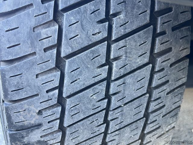 Bestelwagen met verhoogd dak IVECO Daily 35S16 HiMatic Klimaaut. NAVI ACC-Tempomat
