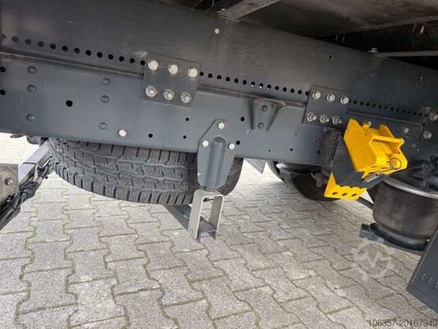 Furgon skrzyniowy IVECO Daily 70C18A8/P,Hi-Matic,Klima,Luftfed.,LBW.1000
