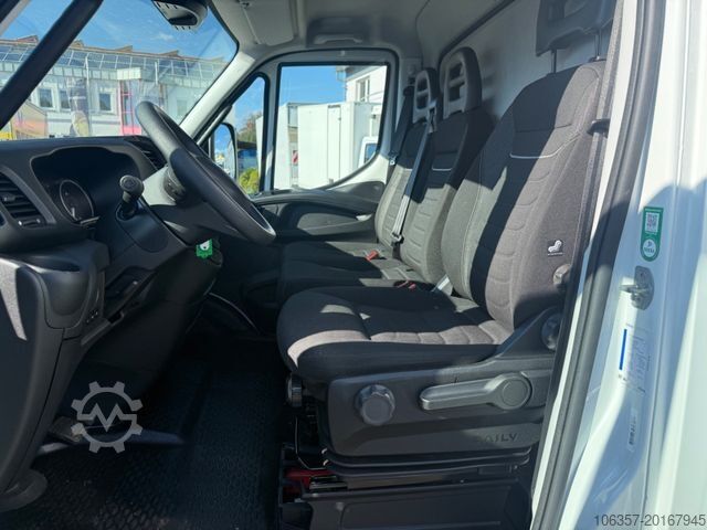 Kasa kamyoneti IVECO Daily 70C18A8/P,Hi-Matic,Klima,Luftfed.,LBW.1000