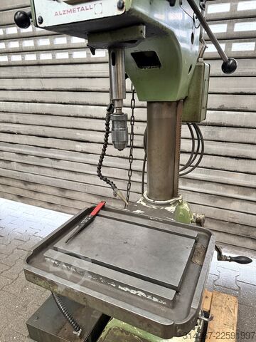 Mașină de găurit tip coloană Alzmetall AB3 ES