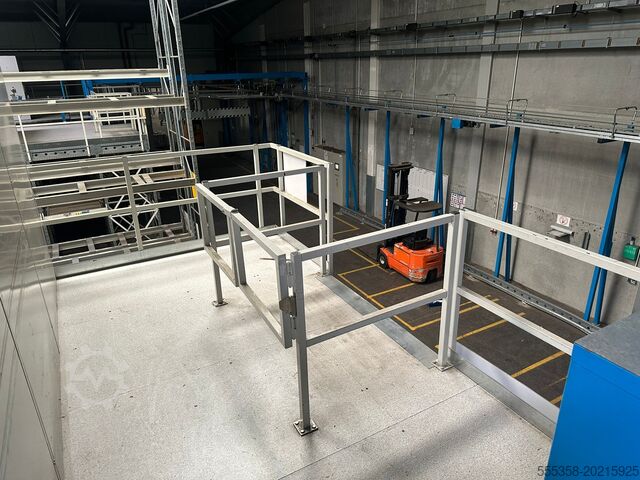 Lagerbühne Lagerbühne ca. 1.390 m²