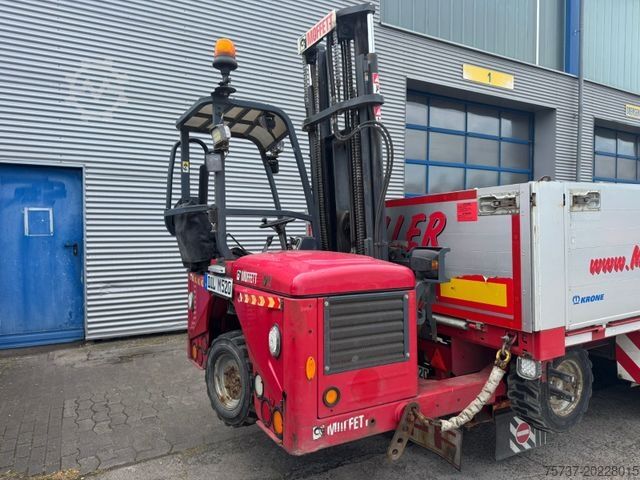 Ön yükleyici forklift MOFFETT M4-25.3