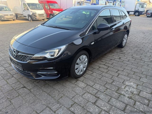 Minibusz OPEL Astra Sports Tourer Navi Klima Kamera Motor NEU!