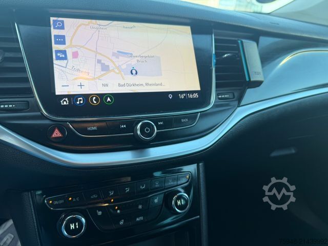 Minibusz OPEL Astra Sports Tourer Navi Klima Kamera Motor NEU!