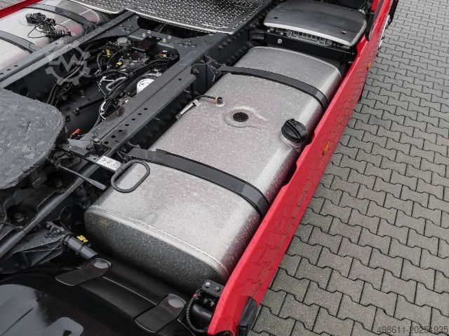 Standardní tahač DAF XG 480 FT + INTARDER + 1.385l TANKS + FULLSPOILER