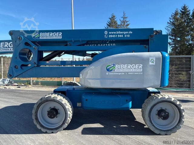 Braț articulat Niftylift HR 28 Hybrid 4x4