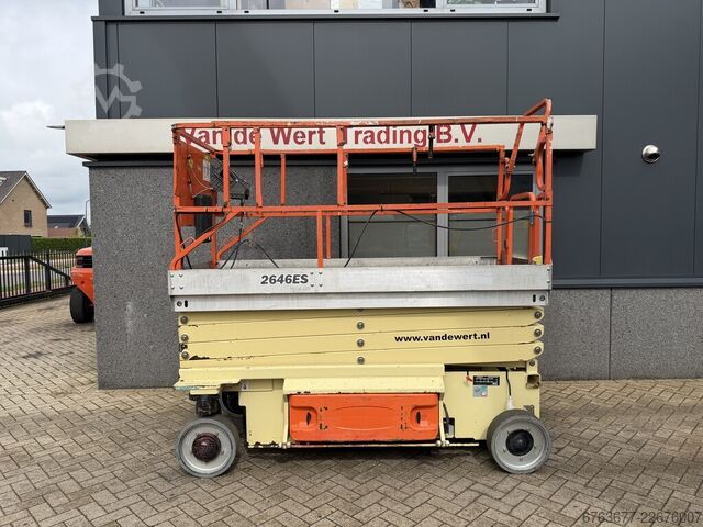 JLG 2646ES saxlift, saxbomlift, 2005 driftstimmar, 10 meters arbetshöjd JLG 2646ES schaarlift schaar hoogwerker 2005uur 10mtr werkhoogte