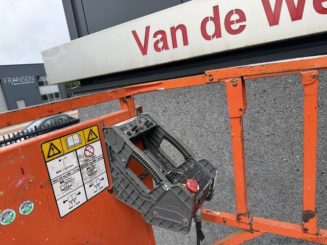 JLG 2646ES saxlift, saxbomlift, 2005 driftstimmar, 10 meters arbetshöjd JLG 2646ES schaarlift schaar hoogwerker 2005uur 10mtr werkhoogte