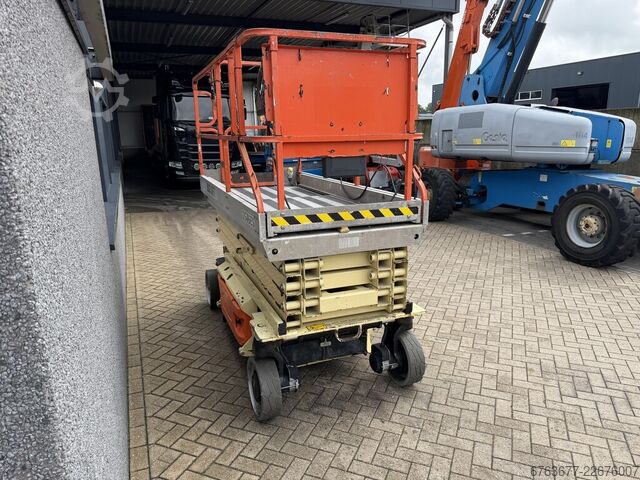 JLG 2646ES saxlift, saxbomlift, 2005 driftstimmar, 10 meters arbetshöjd JLG 2646ES schaarlift schaar hoogwerker 2005uur 10mtr werkhoogte