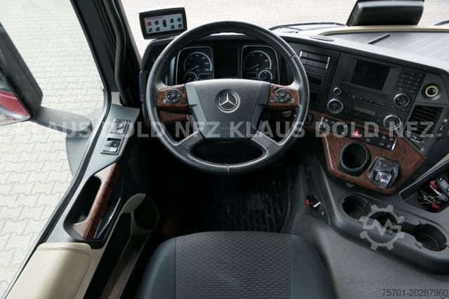 Autodraagtruck MERCEDES-BENZ Actros 2443 Autotransp. Kässbohrer. Supertrans