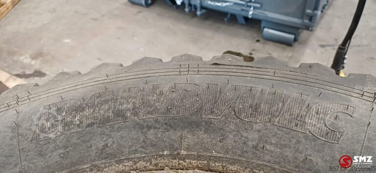 Opony Diversen Occ vrachtwagenband 295/80R22.5 152/148J Bandvulc