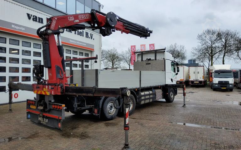 Vinç kamyonu Renault C HD004