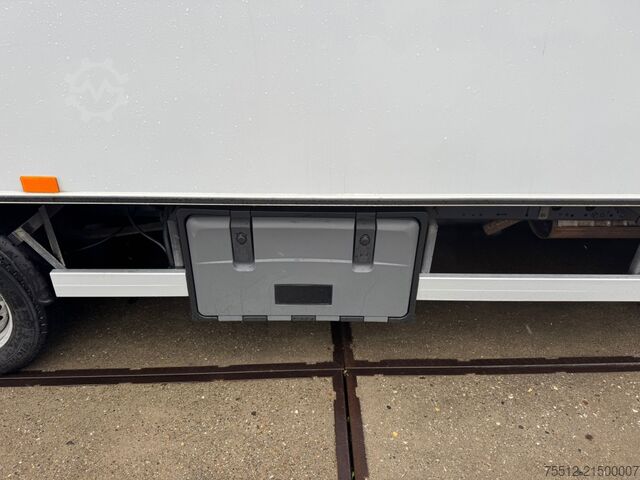 Iveco Daily 35S17 / Clickstar / Automatique / Veldhuizen / Fourgon NL Iveco Daily 35S17 / Clickstar / Automaat / Veldhuizen...