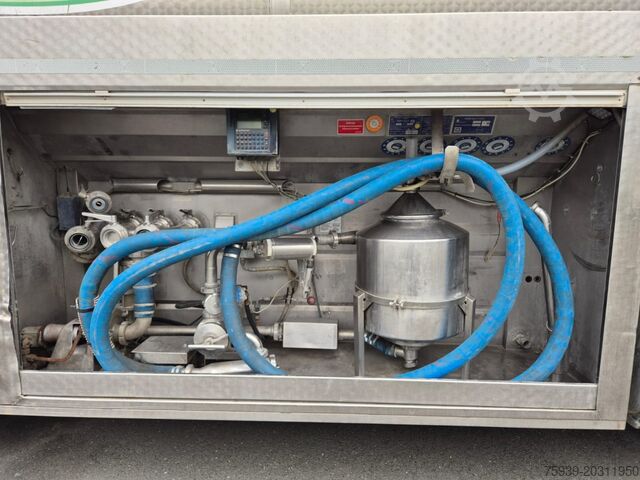 Tankwagen Mercedes Benz 1844 Actros MP II 4x2  ISOLIERT - Impeller Anlage