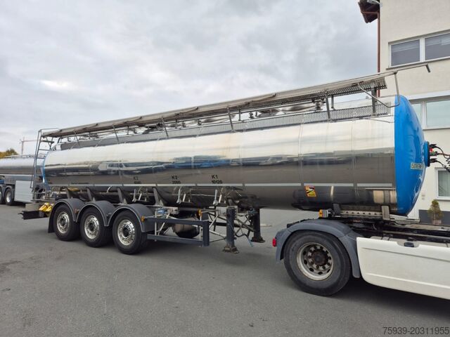 Tanksemitrailer  Fabr. Magyar - 4 Kammern - 28284 Liter