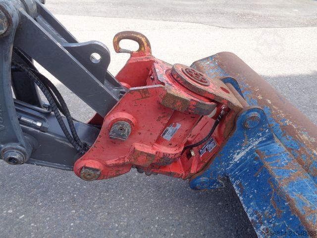 Hjulgrävare VOLVO EW60E Powertilt + Löffelpaket Klima