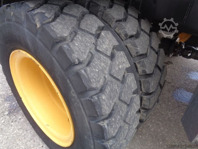 Hjulgrävare VOLVO EW60E Powertilt + Löffelpaket Klima