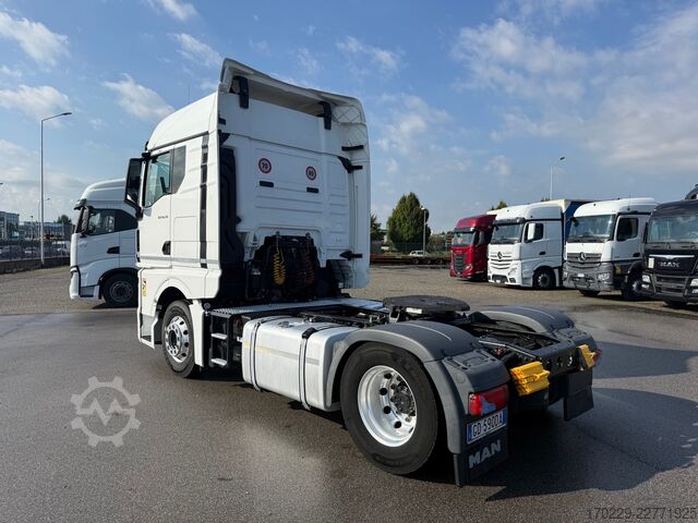 Standard trækkerunit MAN TGX 18.510