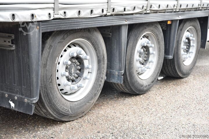 Otwarta naczepa z plandeką SCHMITZ CARGOBULL SCS24/L Varios