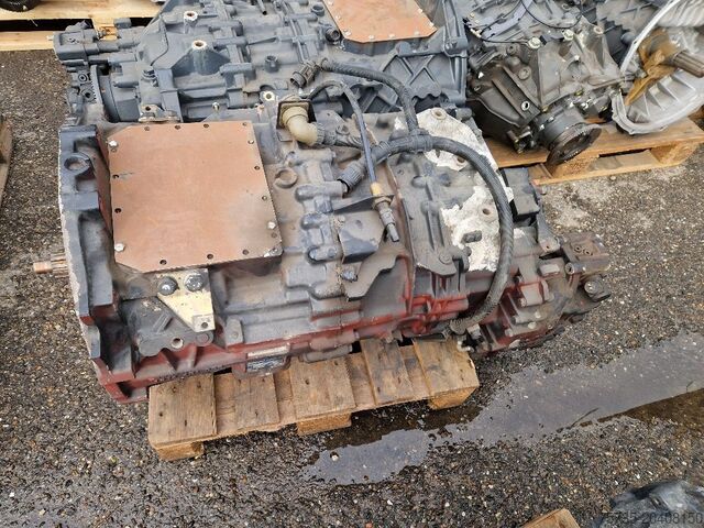 Caja de cambios ZF ASTRONIC 16AS2200 IT