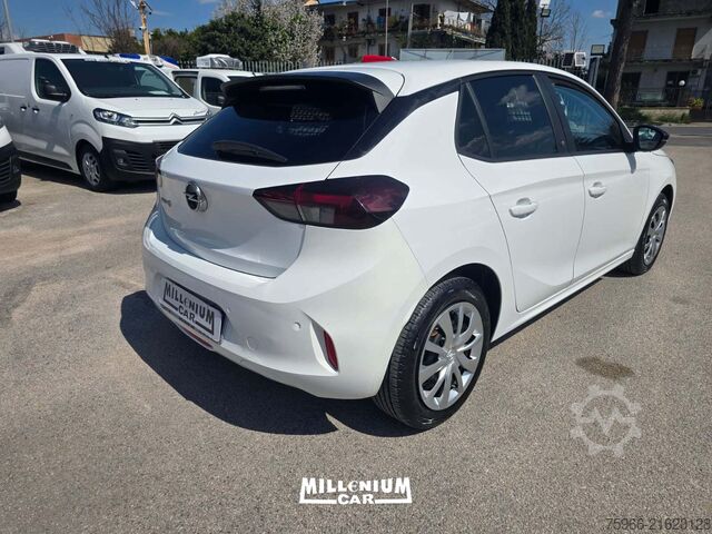 Minibüs Opel OPEL CORSA E KM 2000