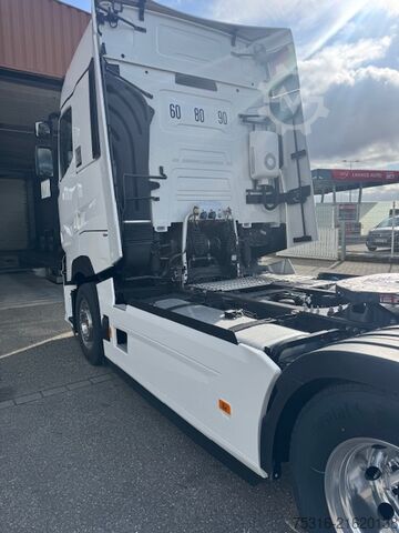 Standart çekici ünitesi Renault T 520