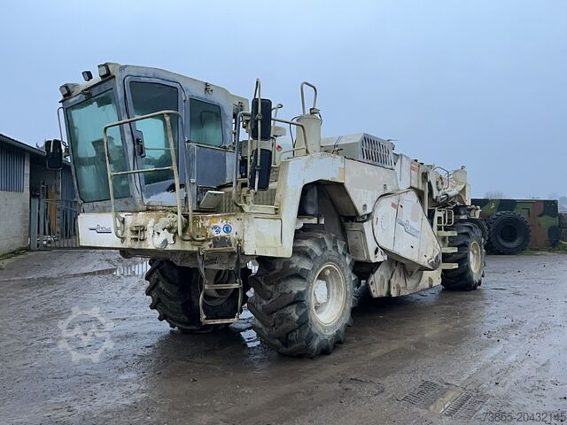 Reciclador de asfalto Wirtgen Wr 2400