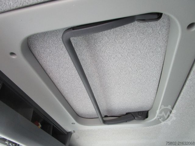 Curtain sider van MAN TGL 8.210 BL *KLIMA+LBW+4,55m+Modell 2009*