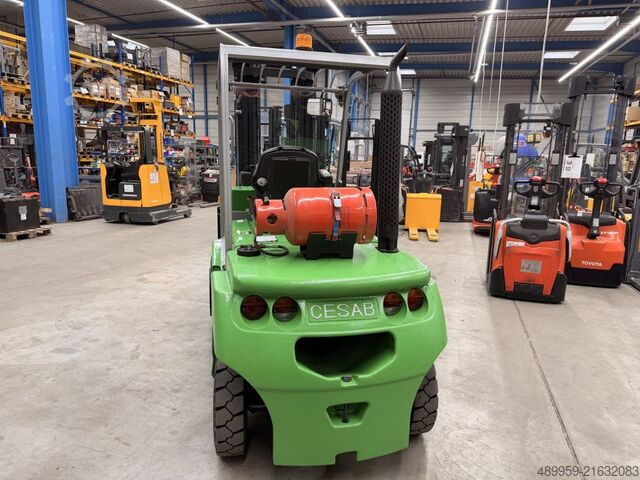 LPG Forklifts Cesab Drago HN300